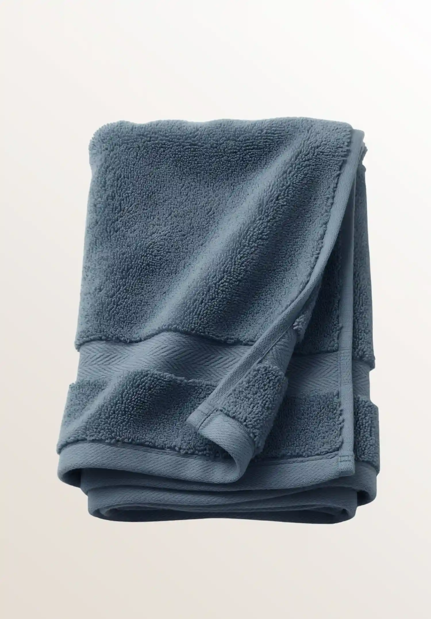 Custom hand towels in premium soft cotton terry fabric for hotels, spas, gyms and businesses
